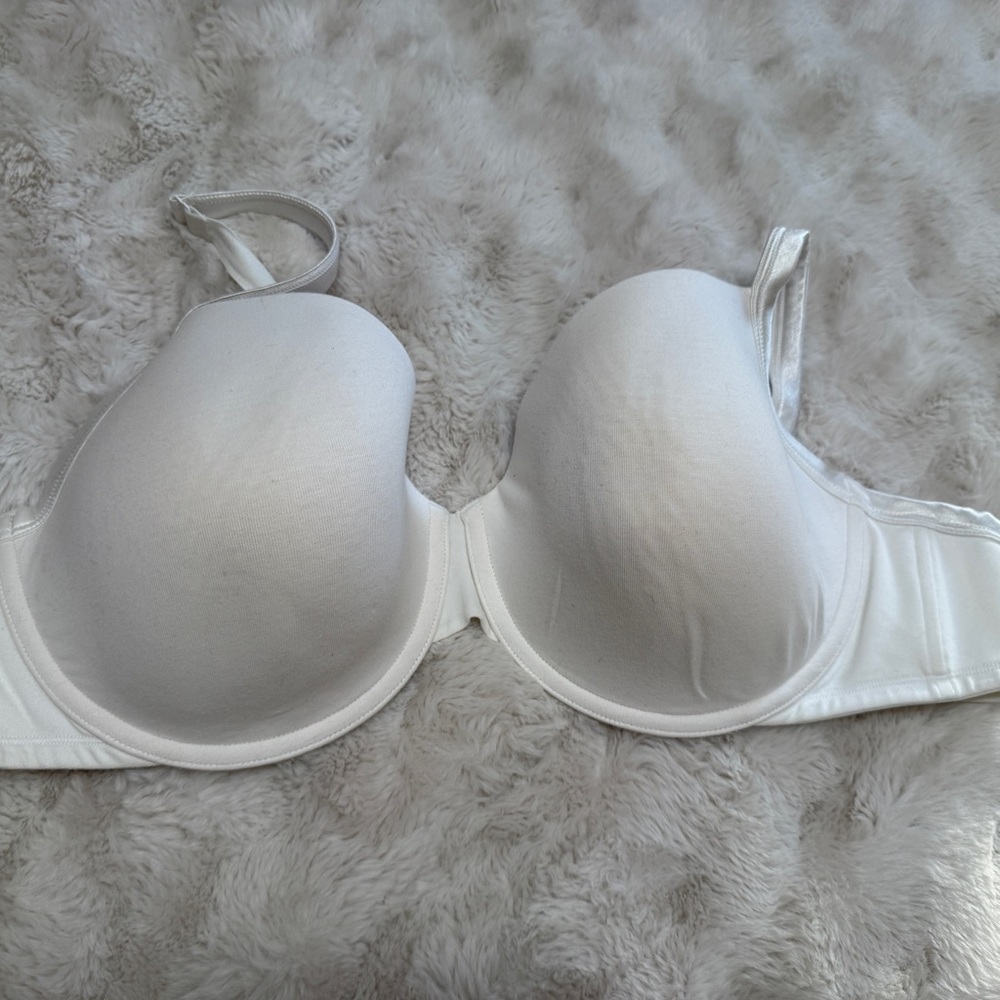 Cacique Full Coverage Underwire T Shirt Bra 46DD White Multi-way straps